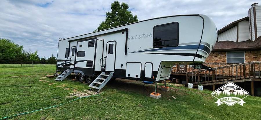 2022 Keystone Arcadia 3940LT, $ 62,000