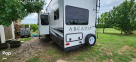 2022 Keystone Arcadia 3940LT, $ 62,000
