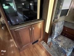 2015 Newmar Canyon Star 3953, $ 110,000