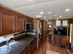2015 Newmar Canyon Star 3953, $ 110,000
