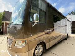 2015 Newmar Canyon Star 3953, $ 110,000