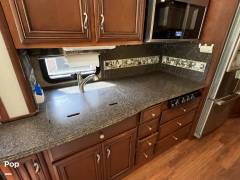 2015 Newmar Canyon Star 3953, $ 110,000