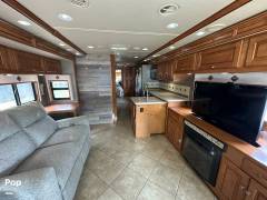 2013 Itasca Meridian 34B, $ 99,000