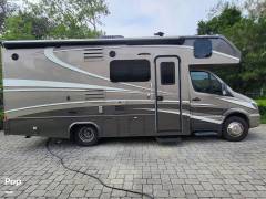 2018 Dynamax Isata 24FW, $ 76,500