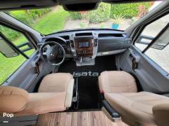 2018 Dynamax Isata 24FW, $ 76,500