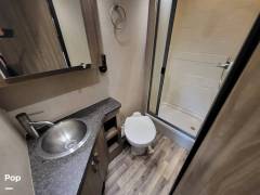 2018 Dynamax Isata 24FW, $ 76,500