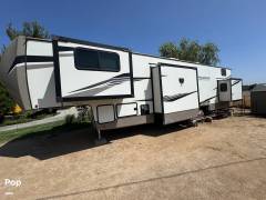 2022 Forest River Wildwood Heritage Glen 378FL, $ 55,000