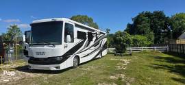 2023 Newmar Kountry Star 3717, $ 220,000