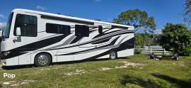 2023 Newmar Kountry Star 3717, $ 220,000