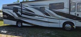 2023 Newmar Kountry Star 3717, $ 220,000