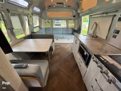 2024 Airstream International 30RB TWIN, $ 93,499