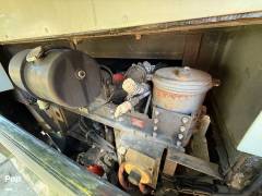 2003 Fleetwood Revolution 40C, $ 30,000