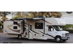 2019 Thor Motor Coach Four Winds 30D, $ 60,000