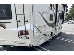 2019 Thor Motor Coach Four Winds 30D, $ 60,000