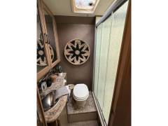 2019 Thor Motor Coach Four Winds 30D, $ 60,000