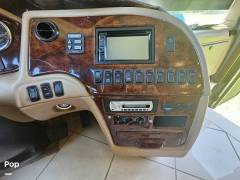 2009 Newmar Essex 4516, $ 150,000