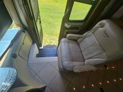 2009 Newmar Essex 4516, $ 150,000