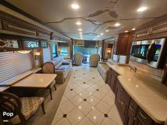 2009 Newmar Essex 4516, $ 150,000
