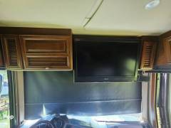 2009 Newmar Essex 4516, $ 150,000