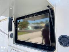 2017 Winnebago Sunstar 29VE, $ 57,500