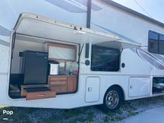 2017 Winnebago Sunstar 29VE, $ 57,500