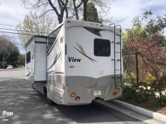 2013 Winnebago View 24J, $ 58,400