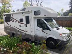 2013 Winnebago View 24J, $ 58,400