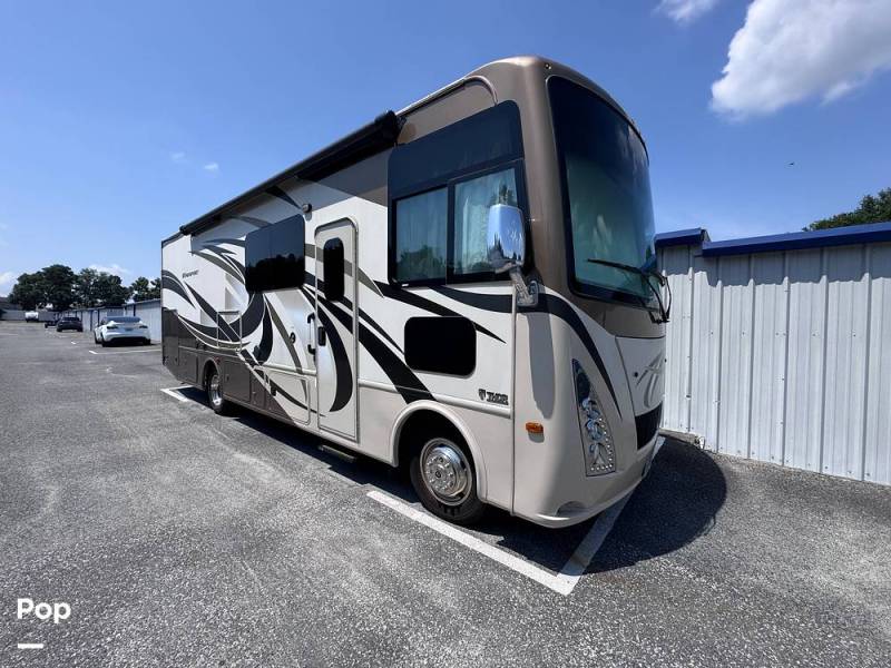 2017 Thor Motor Coach Windsport 29M, $ 57,000