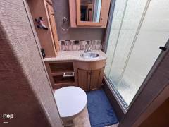 2017 Thor Motor Coach Windsport 29M, $ 57,000