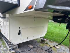 2017 Grand Design Solitude 379FLS, $ 39,900
