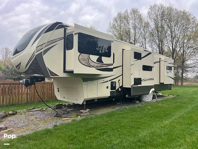 2017 Grand Design Solitude 379FLS, $ 39,900