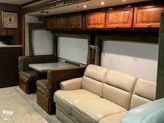 2005 Tiffin Phaeton 40RH, $ 54,950