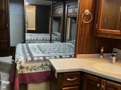 2005 Tiffin Phaeton 40RH, $ 54,950