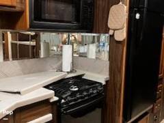 2005 Tiffin Phaeton 40RH, $ 54,950