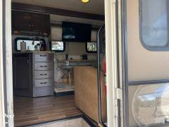2018 Thor Motor Coach A.C.E. 32.1, $ 54,900