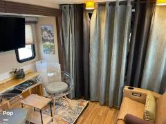 2018 Thor Motor Coach A.C.E. 32.1, $ 54,900