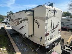 2018 Thor Motor Coach A.C.E. 32.1, $ 54,900