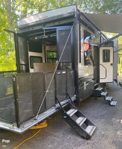 2019 Keystone Raptor 355TS, $ 50,000
