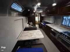 2018 Airstream Classic 33FB, $ 108,000
