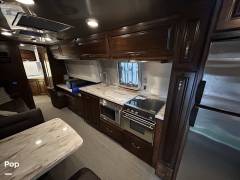 2018 Airstream Classic 33FB, $ 108,000