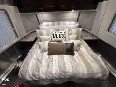 2018 Airstream Classic 33FB, $ 108,000