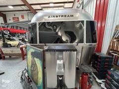 2018 Airstream Classic 33FB, $ 108,000