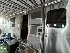 2018 Airstream Classic 33FB, $ 108,000
