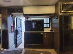 2022 Leisure Travel Unity U24MB, $ 157,500