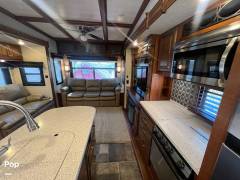 2017 Heartland Bighorn 3270RS, $ 34,999