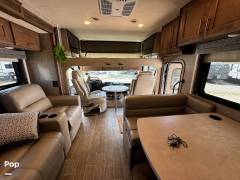 2021 Thor Motor Coach Miramar 32.2, $ 99,899