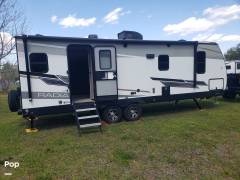 2023 Cruiser RV Radiance 25RB, $ 36,900