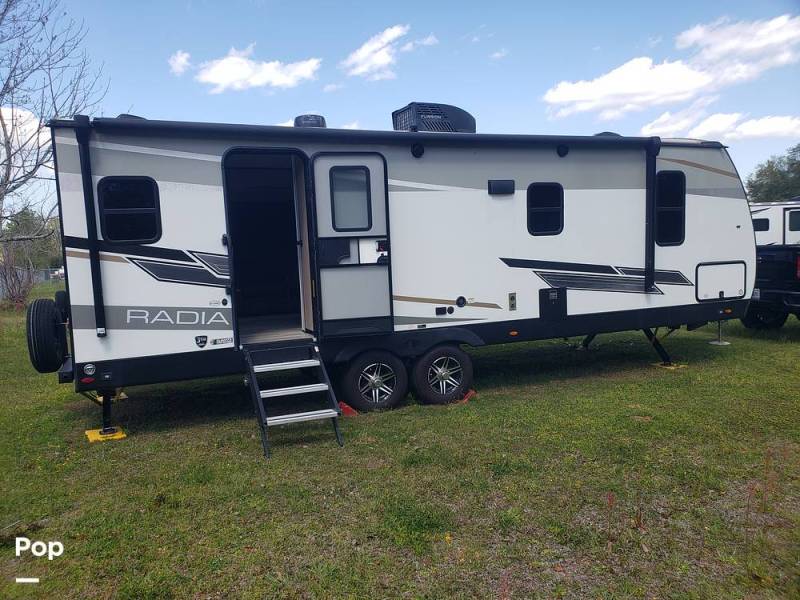 2023 Cruiser RV Radiance 25RB, $ 36,900