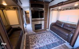 2018 Keystone Montana 3820FK, $ 42,000