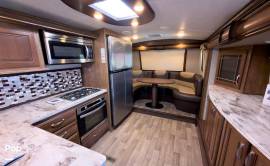 2018 Keystone Montana 3820FK, $ 42,000
